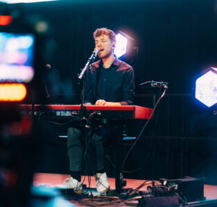 {{brizy_dc_image_alt imageSrc=